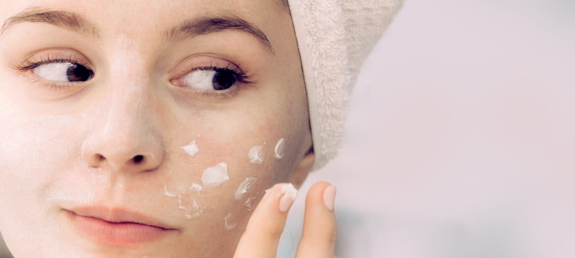 Bạn có đang bôi kem chống lão hóa đúng cách Hero