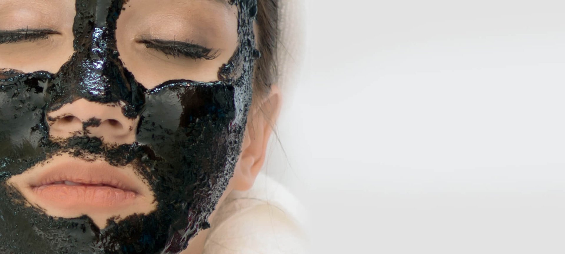 Mẹo đánh bay bóng nhờn trên da dầu Hero