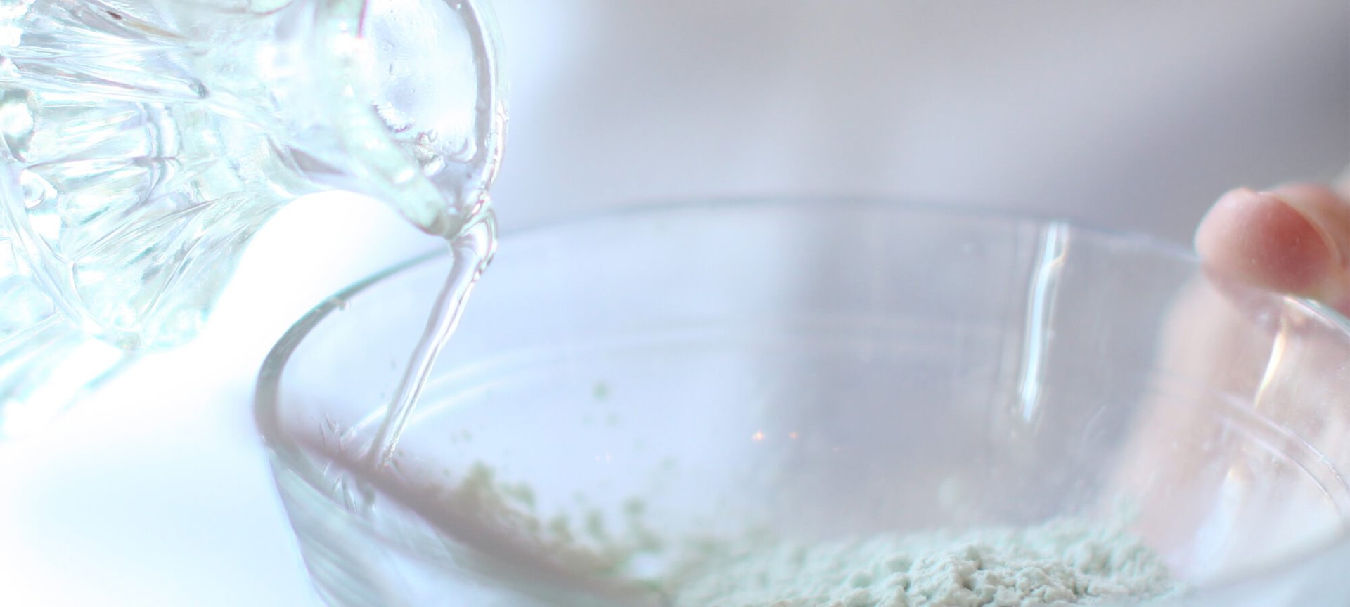 Chu trình dưỡng da sau sinh dành cho bạn Hero