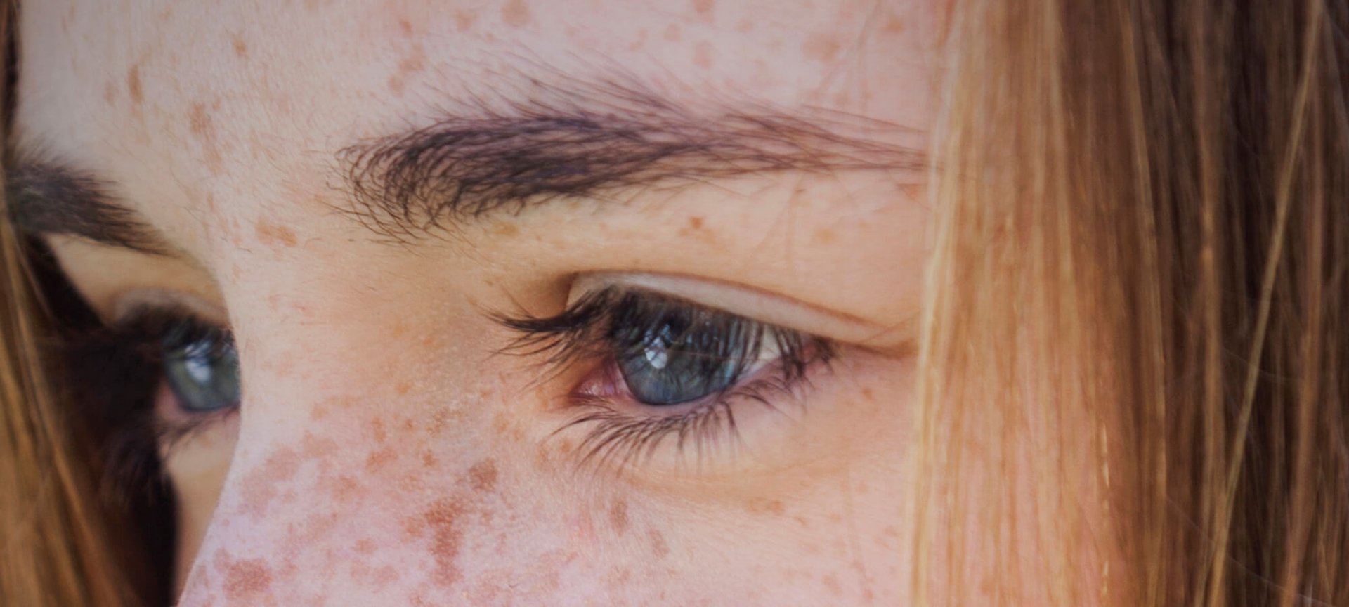 5 Sự thay đổi này trong chu trình dưỡng da giúp mắt bạn sáng mịn Hero