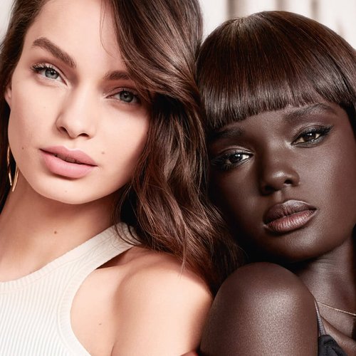 Luma Grothe và Duckie Thot với Kem nền Infallible 24h Fresh Hero