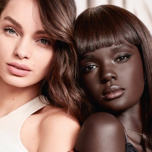 Luma Grothe và Duckie Thot với Kem nền Infallible 24h Fresh Hero